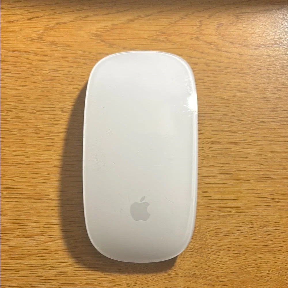 Apple White Wireless Mouse